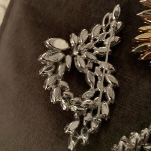Sherman brooch